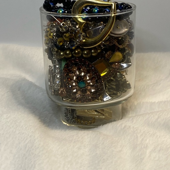 Mystery Jewelry Jar 30 - Picture 6 of 7